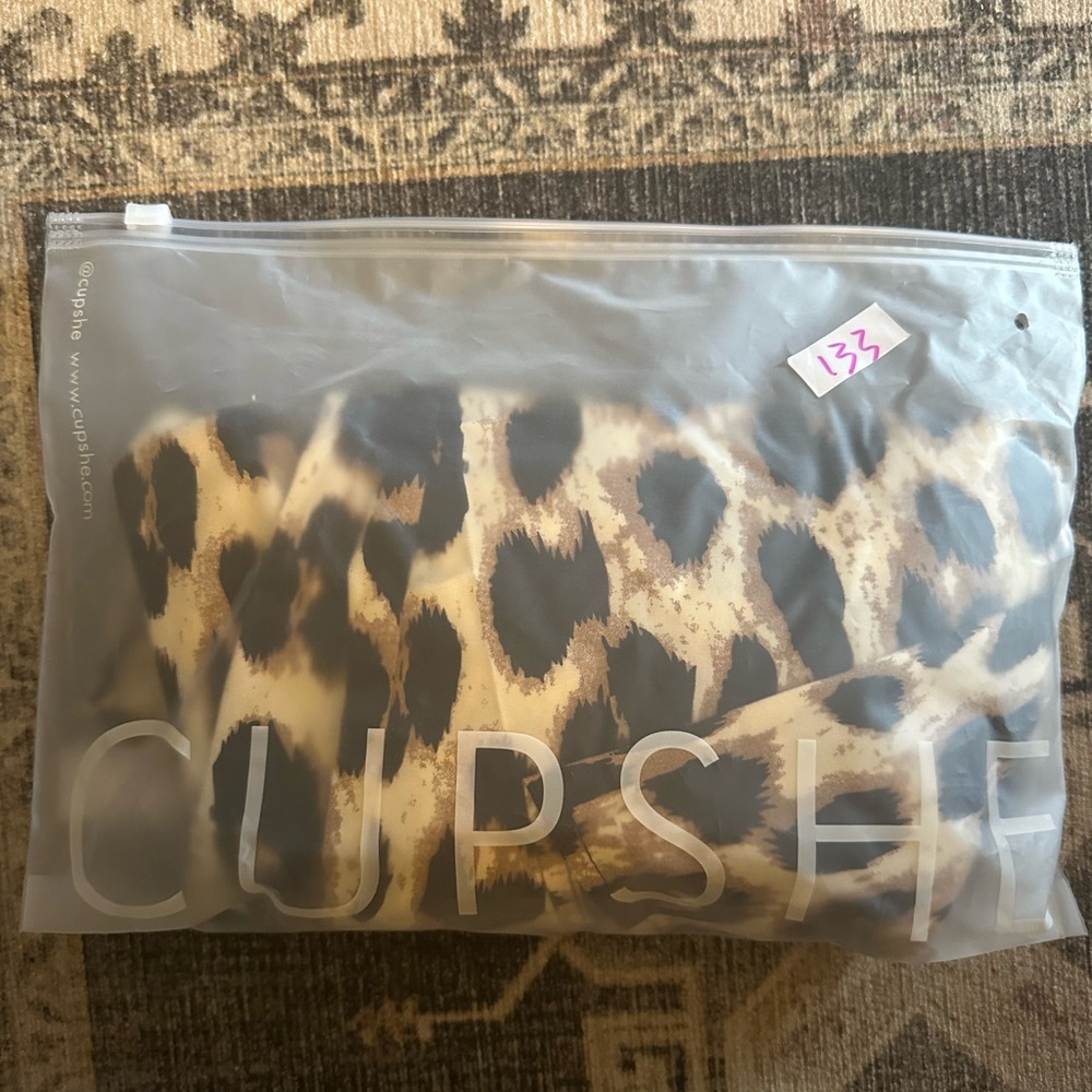 CUPSHE‎ | Leopard Print Dolman Sleeve Dress | Medium | NWT - Picture 10 of 10